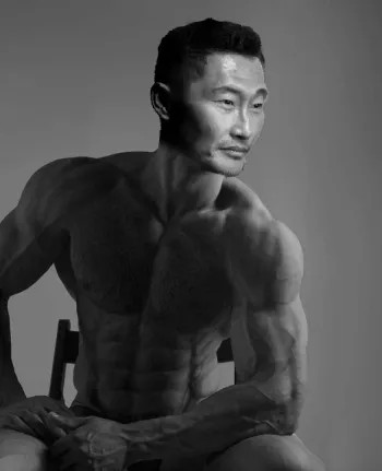 ASIAN GIGACHAD